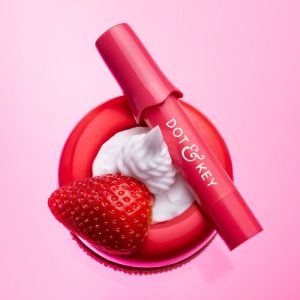 Dot & Key Meltie Lip Balm - SPF 50+ (Strawberry Glazed)
