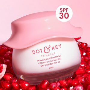 2026/04/1000146888.jpg Dot & Key Pomegranate + Multi-Peptide Anti Ageing Moisturizer SPF 30- 60ml
(Normal, oily & Combination Skin)